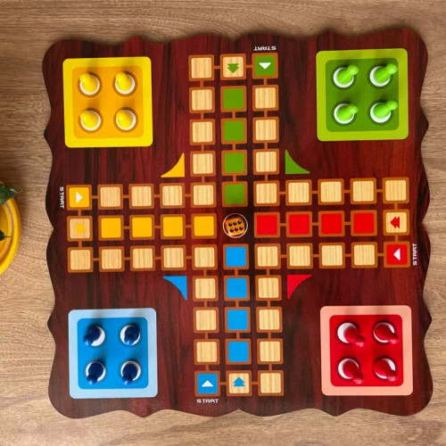 خرید منچ و مارپله ۴ نفره