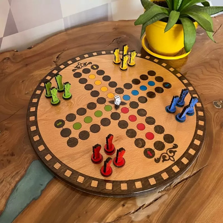 خرید منچ و مارپله چوبی مدل گرد