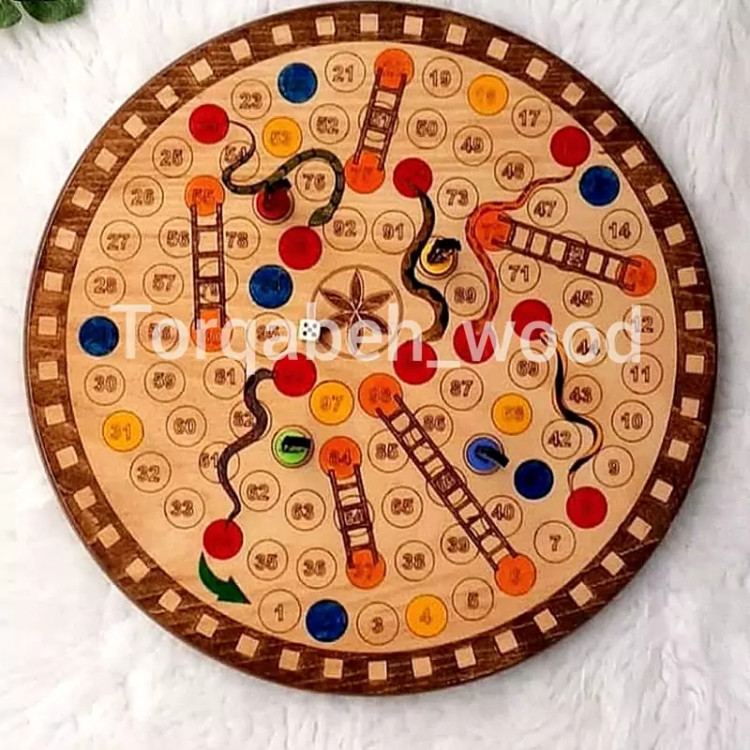 خرید منچ و مارپله مدل گرد