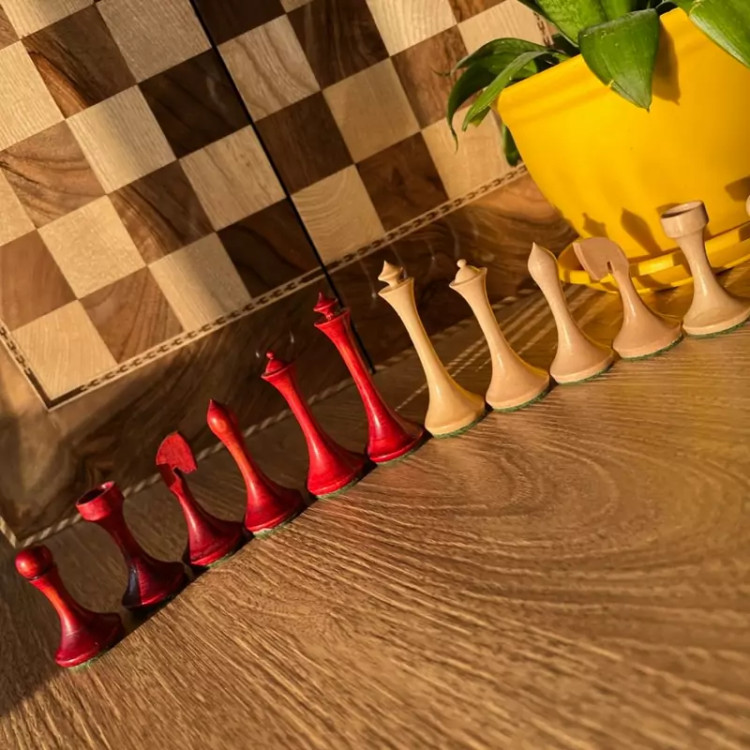 مهره شطرنج چوبی وزنه دار کلاسیک رنگی