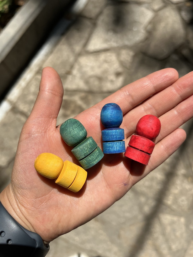 خرید مهره منچ و مارپله چوبی خراطی شده